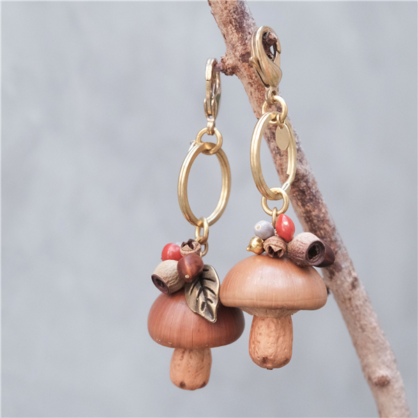 小西菇菇鑰匙圈包包吊飾